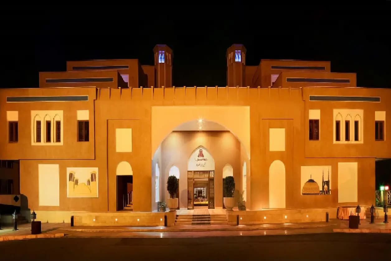 هتل پارسیان صفاییه یزد
